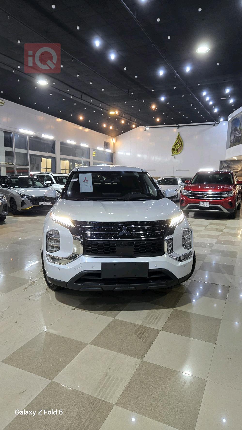 ميتسوبيشي اوتلاندر